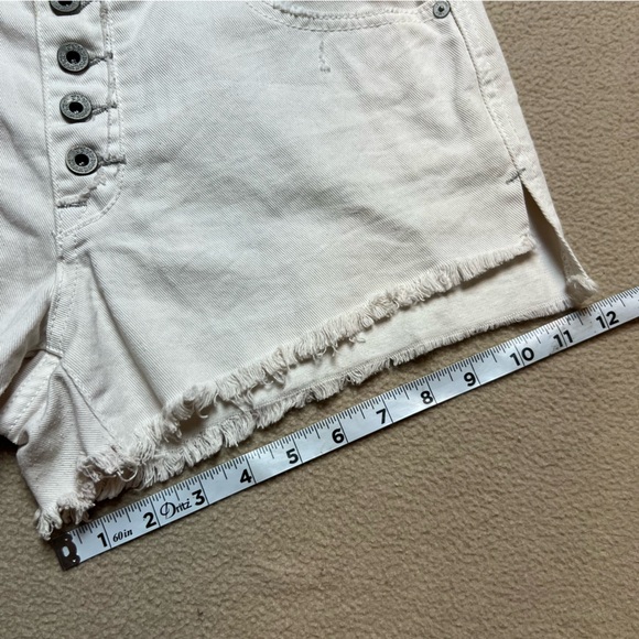 Free People Shorts Womens 28 Cream Cut Off Denim Button Fly High Rise Fray - Picture 4 of 8